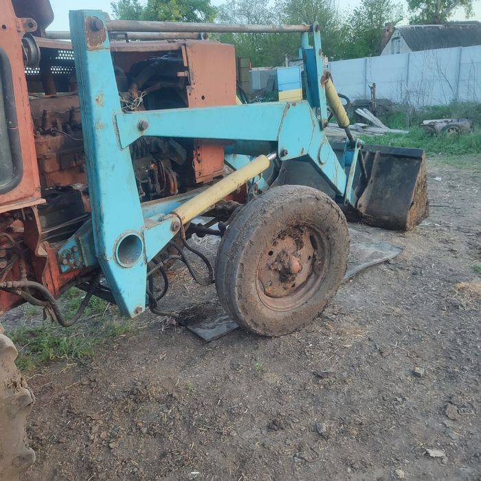 Продаж ЮМЗ з куном