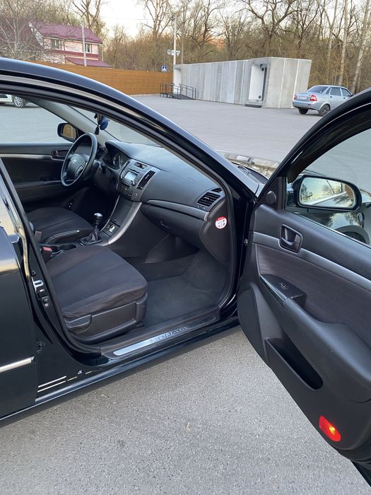 Hyundai Sonata 2010