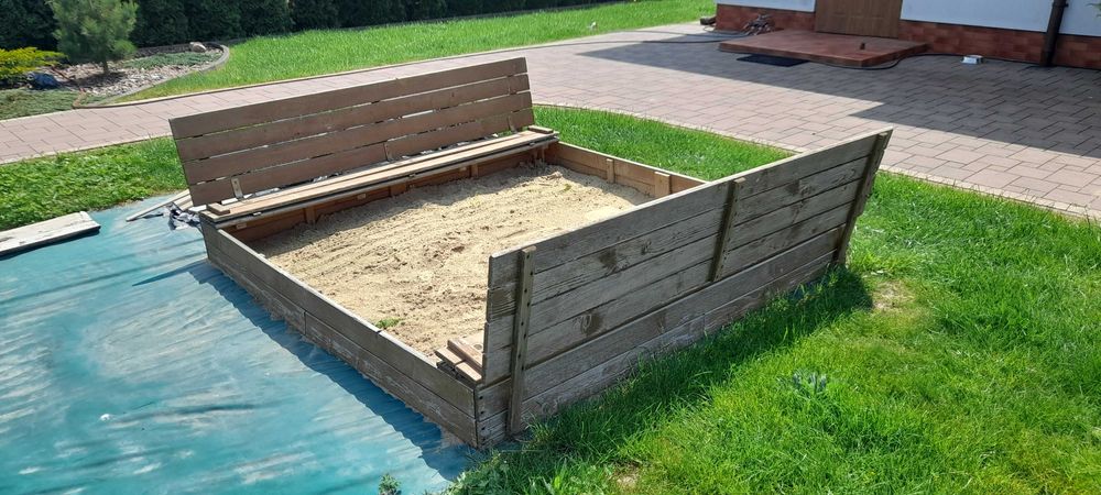 Piaskownica 2m x 2m przykrywana