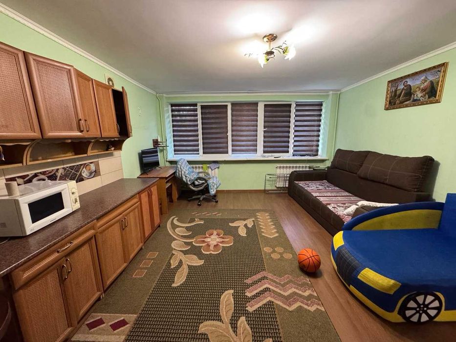 Оренда кімнати в гуртожитку, вул. Орлина, 8а (р-н 8 лікарні)