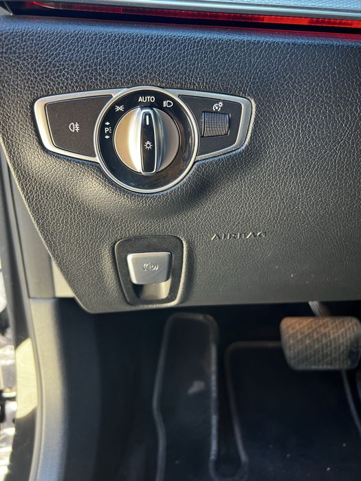 Mercedes-Benz E200d Advangarde