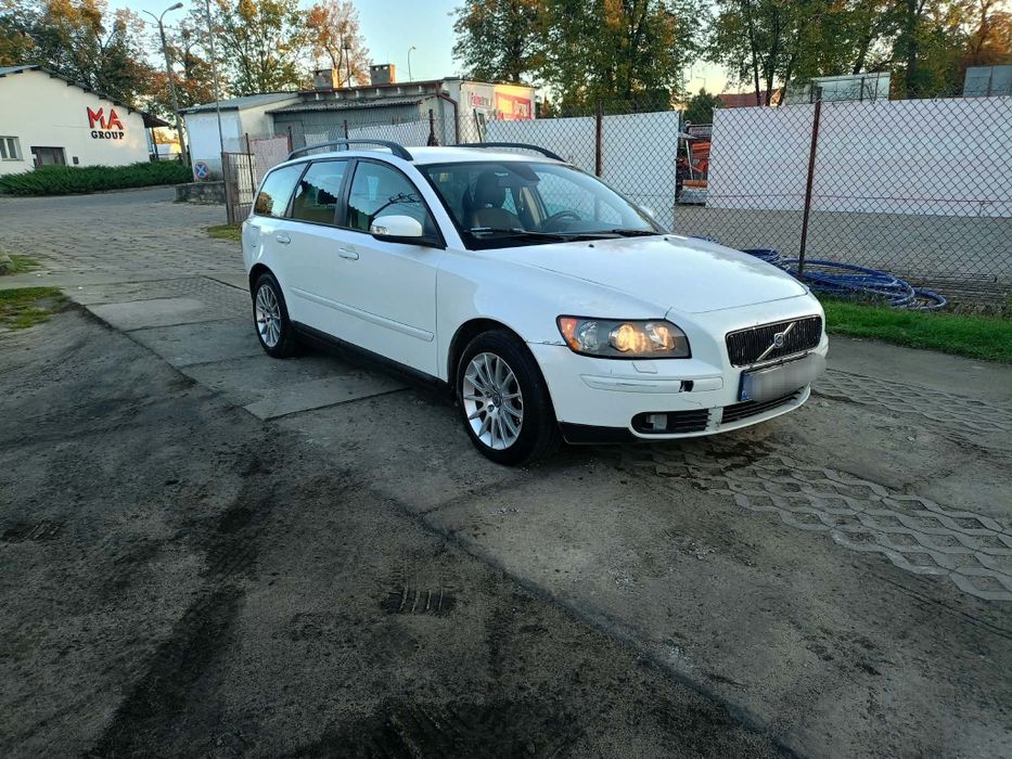 Volvo V50