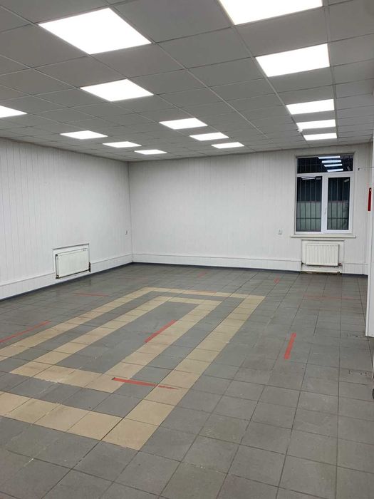 Здам комерційне приміщення на привокзальній площі!