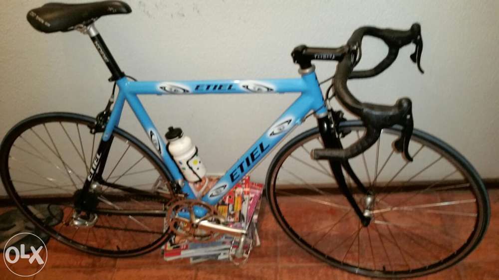 Vendo Bicicleta fe Estrada cono nova