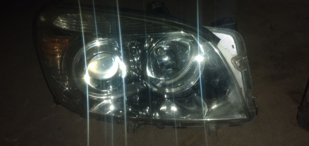 Фари і протитуманки тойоти рав4