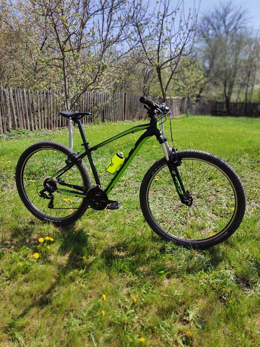 Продам велосипед Scott на 29 колесах