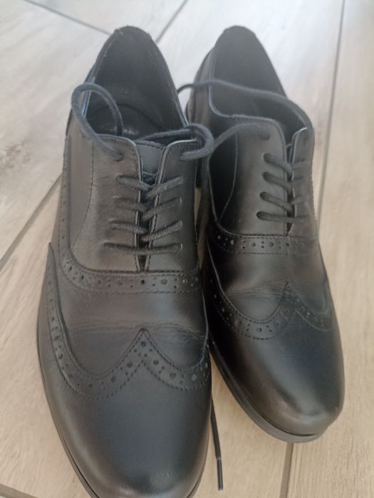 Damskie półbuty Oxfordy Clarks 38