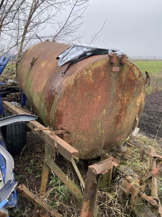 Бочка 3куба на колесах