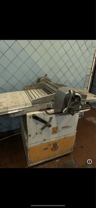 Тісторозкачувальна машина Seewerondo