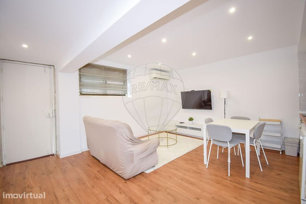 Outros - Comercial T3 para venda — Queluz E Belas, Lisboa