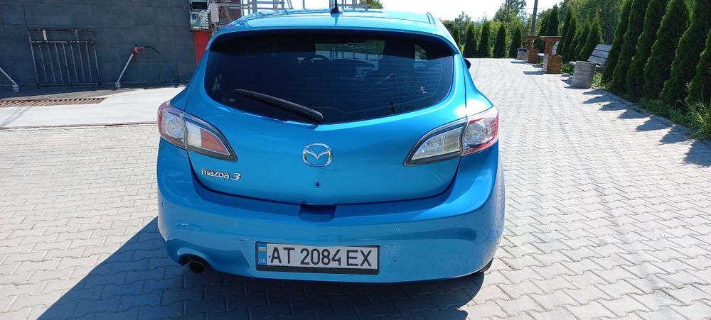 Продам авто Mazda 3