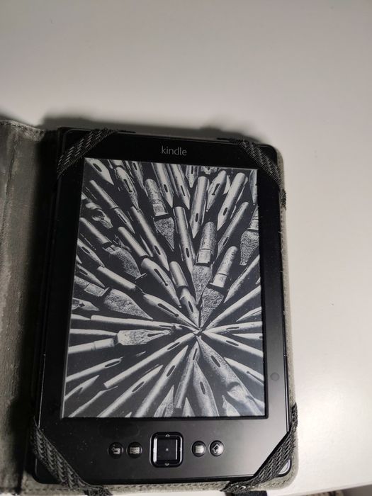 Електронна книжка/ Amazon Kindle/Читалка/E-book