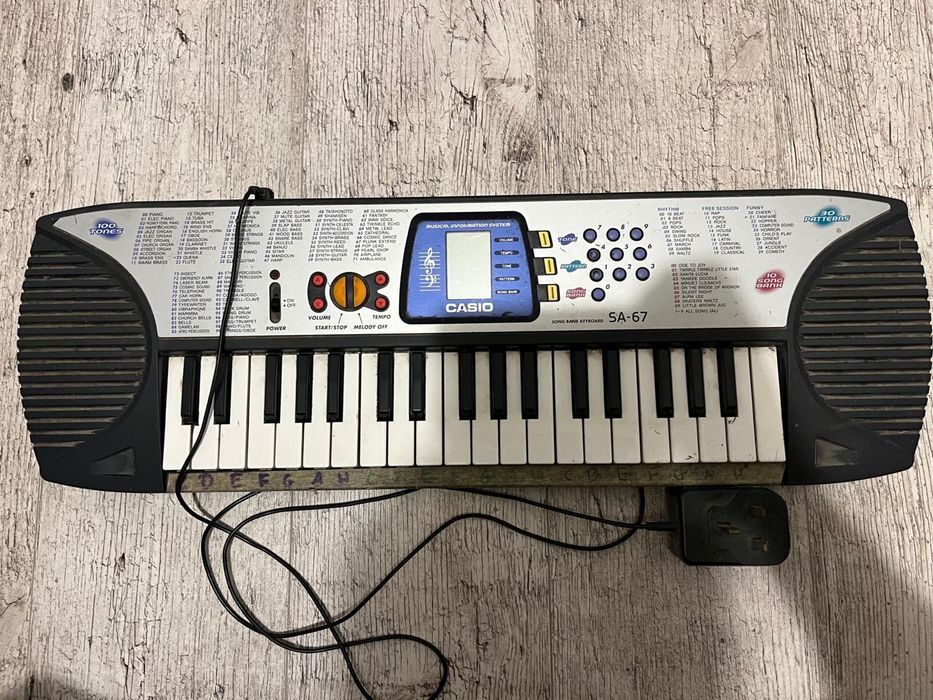 Keyboard Casio SA-67