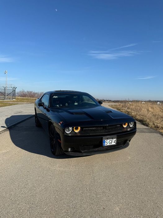 Dodge Challenger Dodge Challenger 5,7 HEMI RT Plus Black Edition