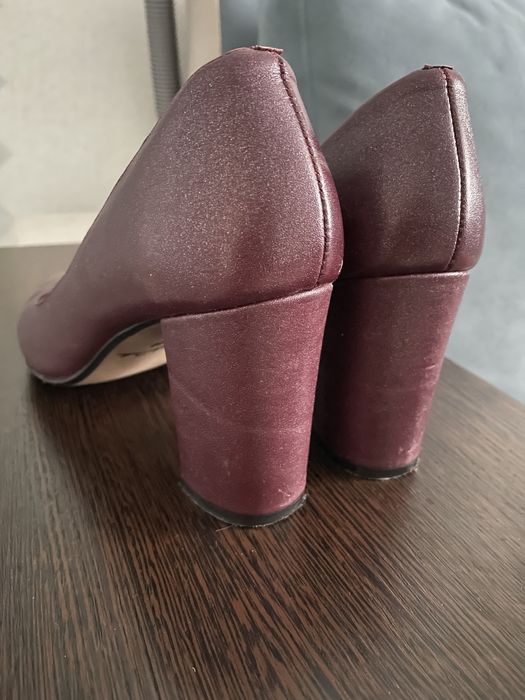 Дуже гарні туфлі