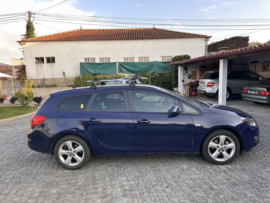 Opel Astra SportTourer cdti