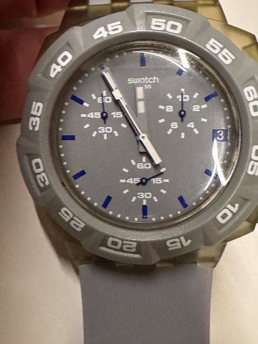 Relogio Swatch pulseira borracha cinzenta clara