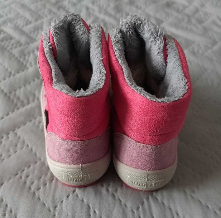 Buty dla dziewczynki r.25 Stan Bdb