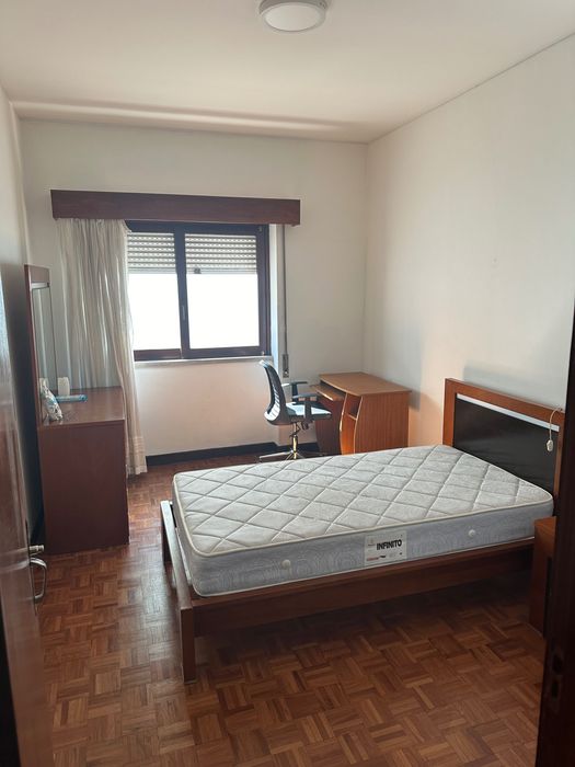 Quarto para estudante