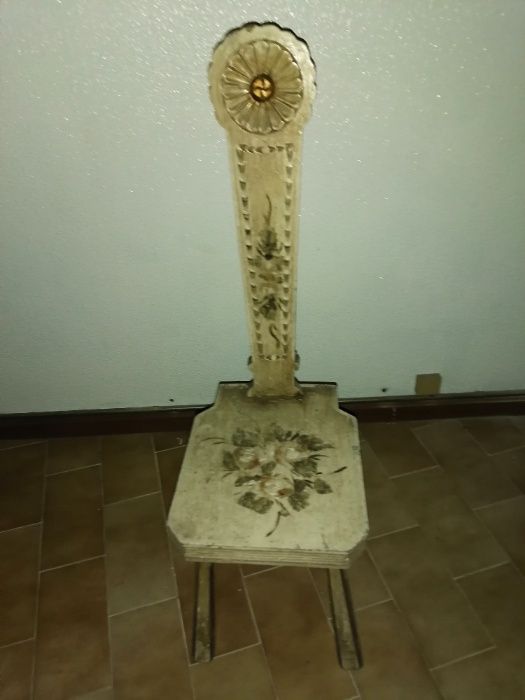 Cadeira decoração muito antiga