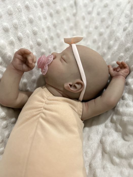 Bebé reborn boneca feita à mão