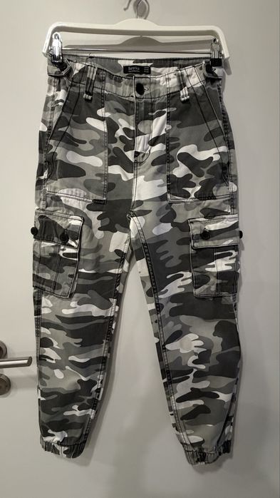Calças Camufladas