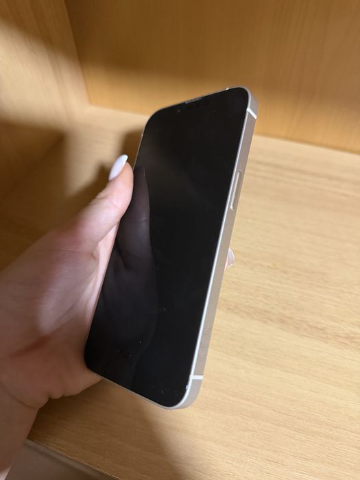 Айфон 14 128гб білий