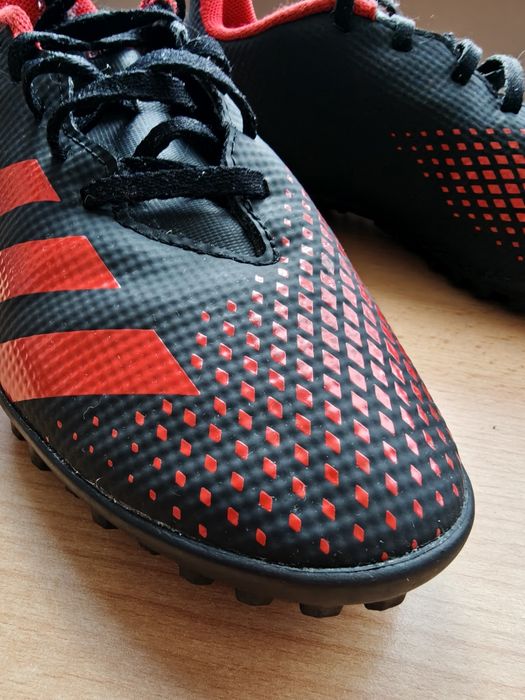 Buty Piłkarskie Adidas Predator Turfy
