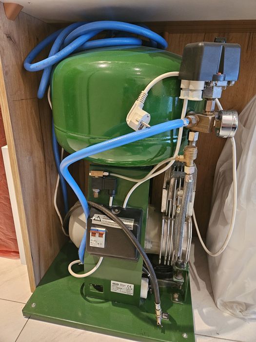 Безмасляний компресор EKOM DK 50 PLUS