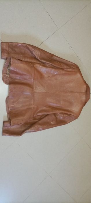 Casaco em pele genuína