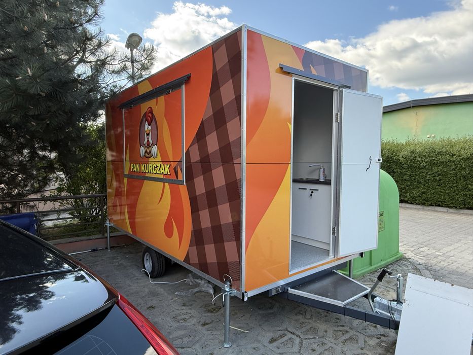 Przyczepa gastronomiczna kurczak z rożna