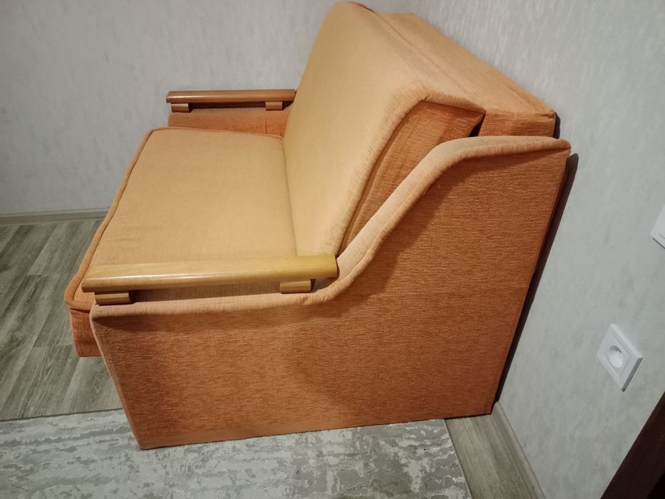 Розкладний диван