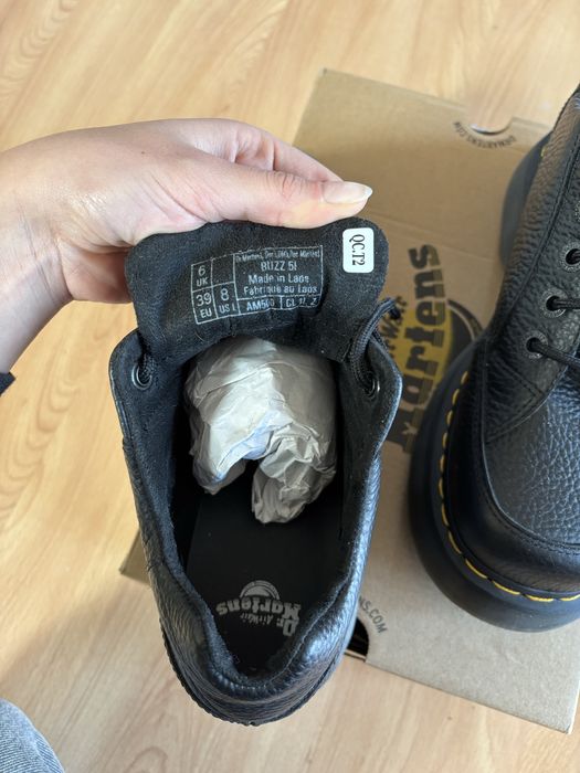 Buty dr. Martens buzz