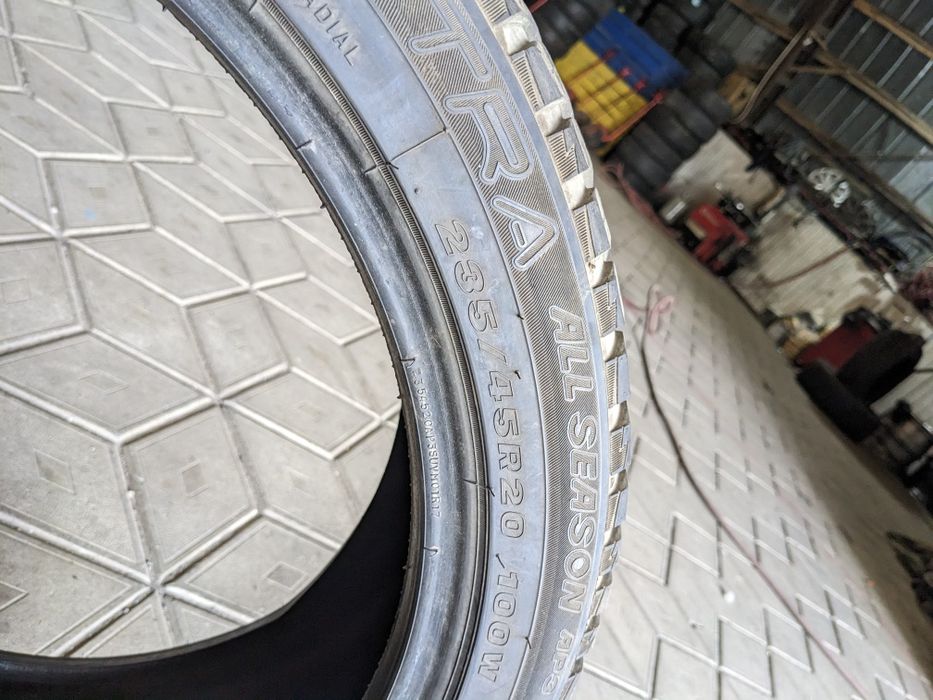 235/45R20 Maxxis 2022рік всесезон