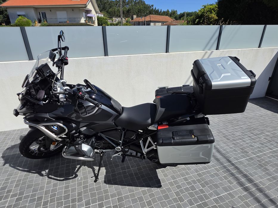 BMW GS R1250 Triple Black