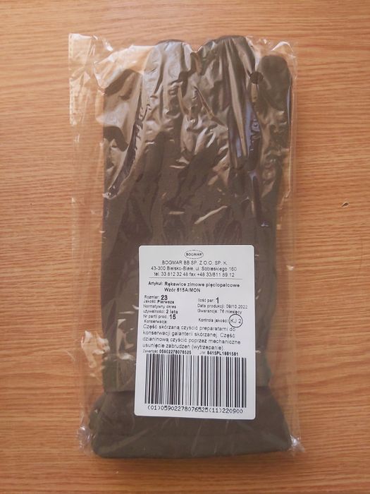 Zielone rękawiczki polarowe