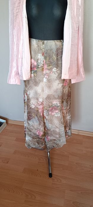 Elegancki komplet damski