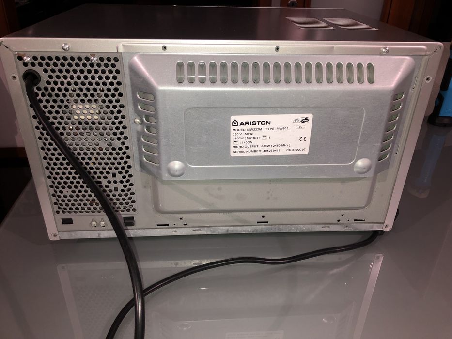 Microondas /Grill Ariston  MW222M - 605
