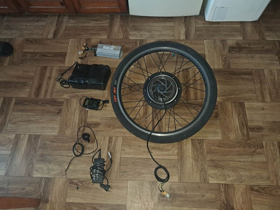 Zestaw do samodzielnego złożenia roweru elektrycznego