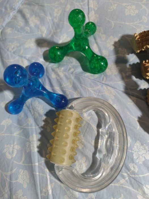 Массажеры для тела, разные. Цена за все