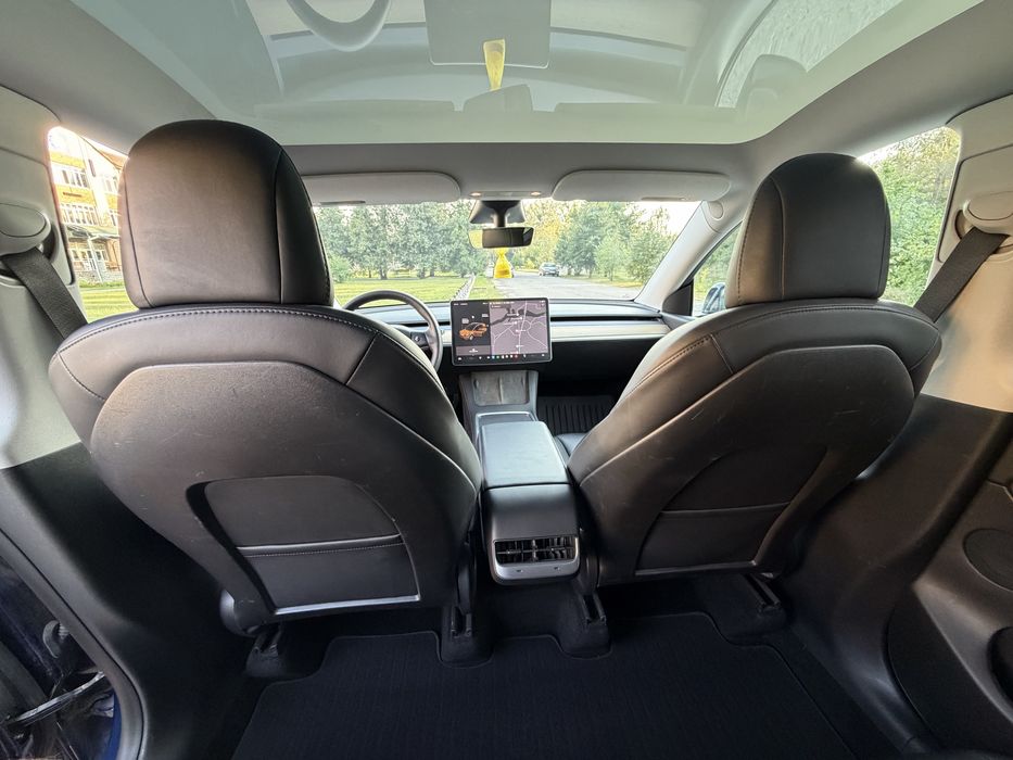 Tesla model Y 2021 рік 82 кВт