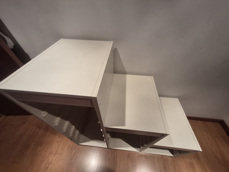 IKEA móvel de cestos trofast