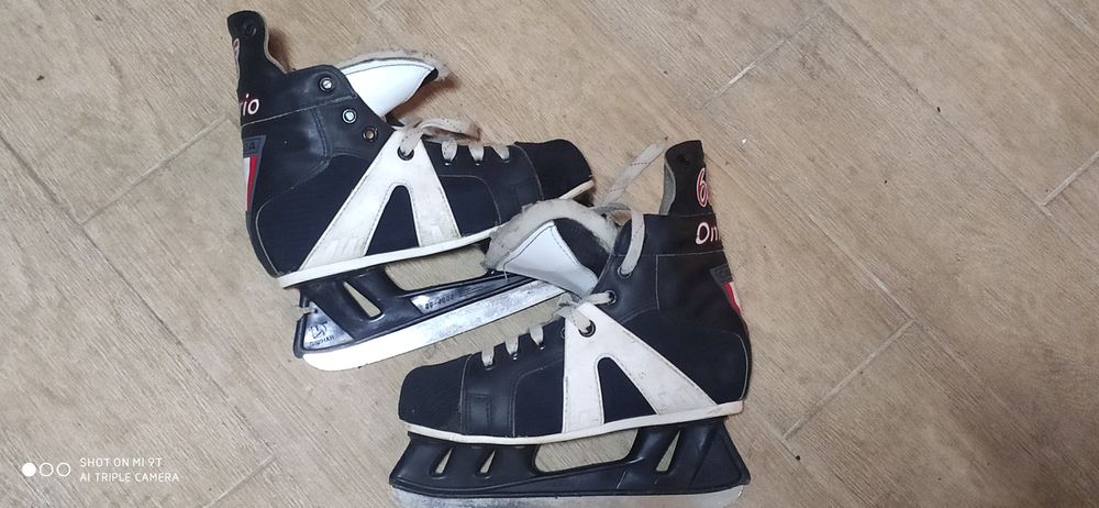 Коньки (Ковзани) 38 р.