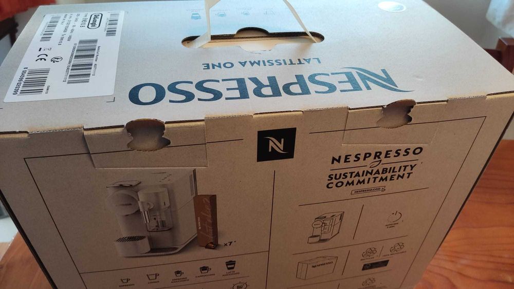 Nespresso Lattissima One Shadow Black (Nova Embalada) Garantia 01/2028