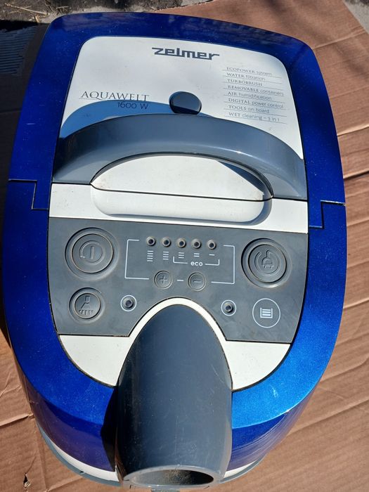 Пилосос Zelmer AQUAWELT 1600wat сама база