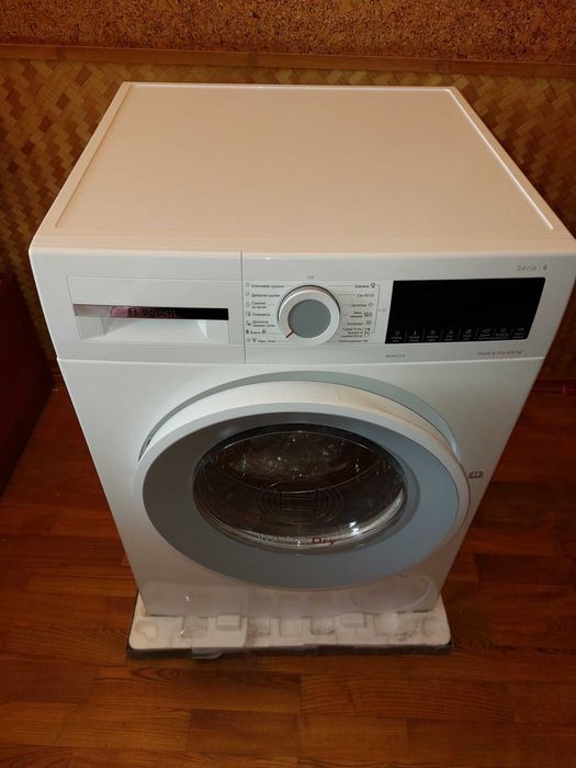 Прально-сушильна Bosch WNA14400ME 9/6 кг