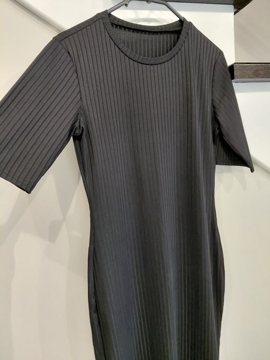 Super sukienka włoska New Collection midi prążek