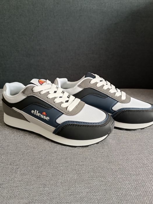 Buty damskie sportowe marki ellesse 38