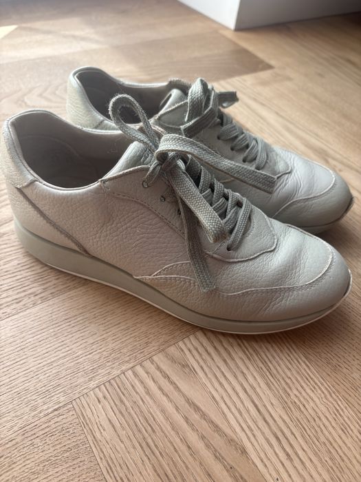 Skorzane buty oliwkowe 35 Ryłko sneakersy