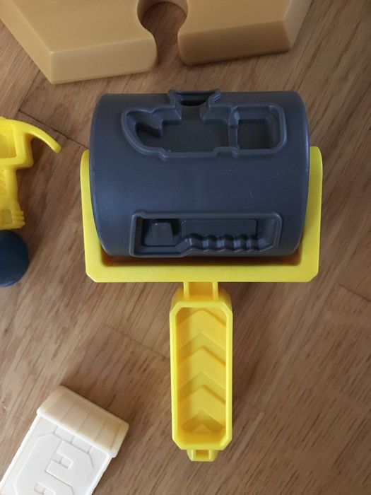 Plac budowy + piasek kinetyczny Fisher Price, Bob Budowniczy